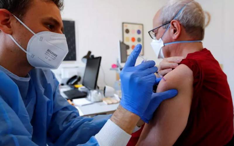نجات جان 38 هزار آلمانی با واکسیناسیون کرونا