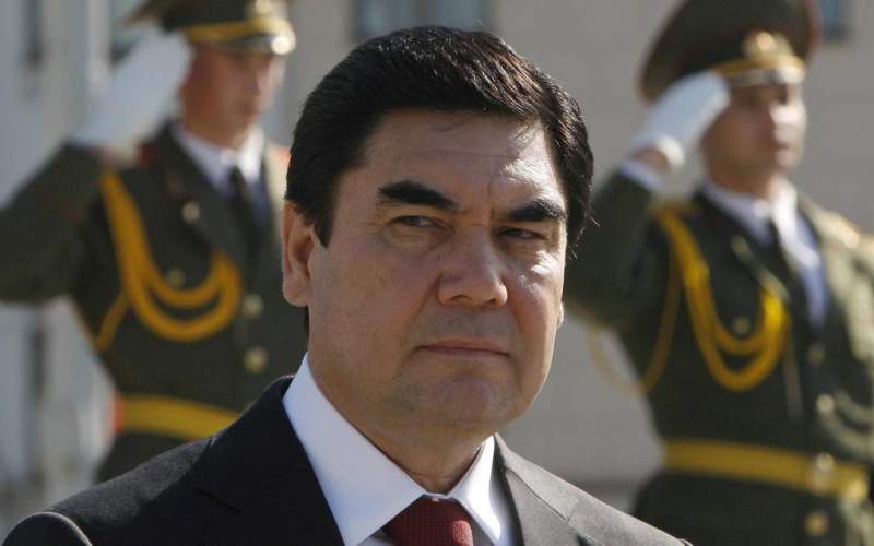 قسم  قرآن خوردن شرط استفاده از اینترنت در ترکمنستان