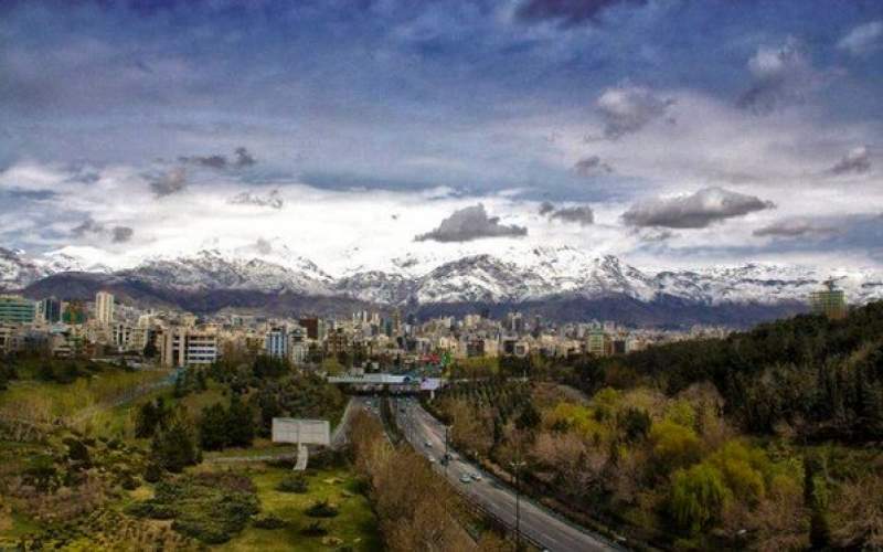 هوای تهران در محدوده قابل قبول است