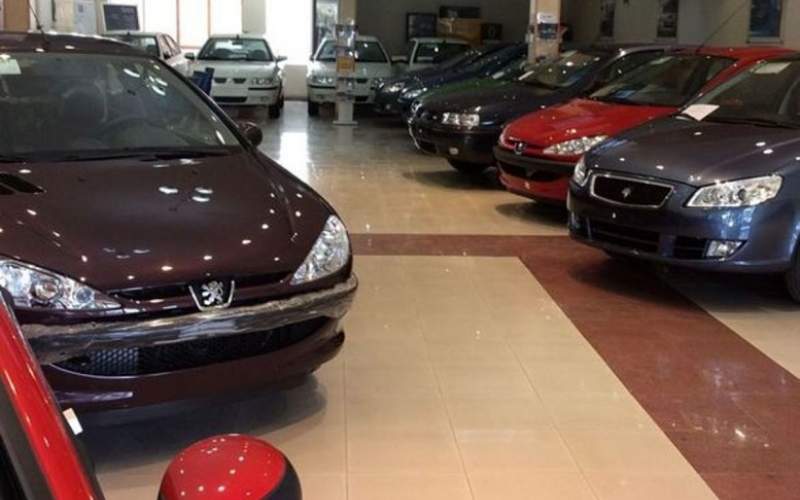 قیمت خودرو در بازار ۲۰ درصد افزایش یافت