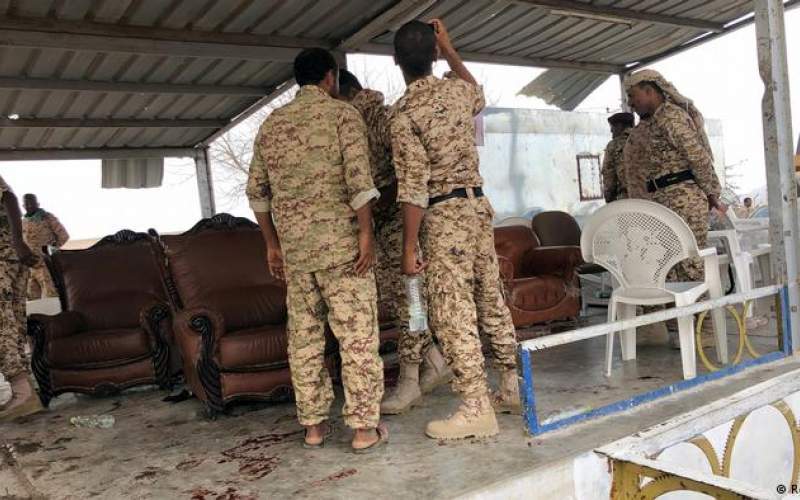 ۴۰ کشته در حمله حوثی‌ها به یک پایگاه هوایی