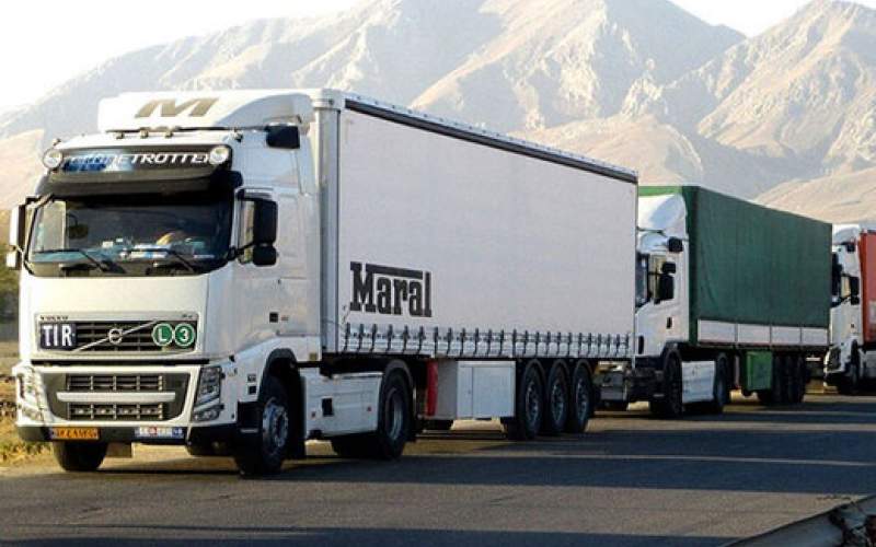 تردد کامیون‌های ایرانی در مرزهای افغانستان