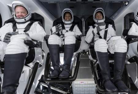 سفر رویایی چهار شهروند عادی به فضا