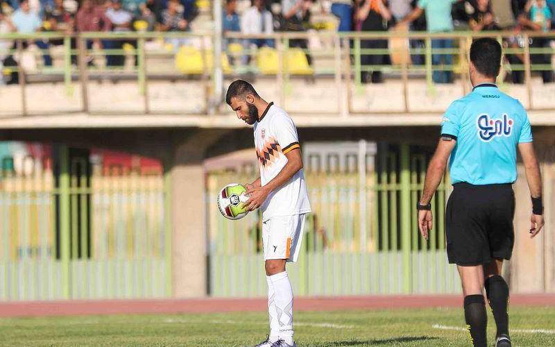 موج خودکشی در ایران؛ فوتبالیست بوشهری به زندگی‌ خود پایان داد