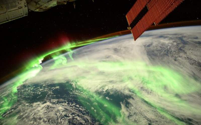 شکوه شفق قطبی از ایستگاه فضایی بین‌المللی