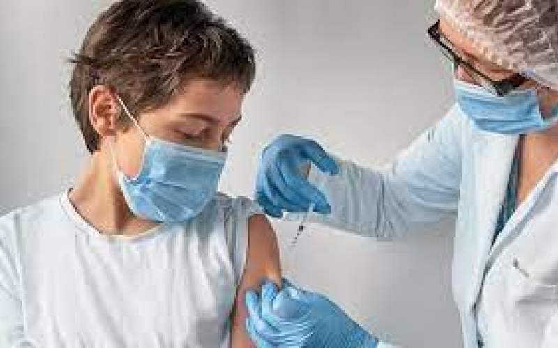 آثار تزریق واکسن کرونا در پسران بالای ۱۲ سال