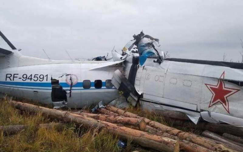 ۱۶ کشته در پی سقوط هواپیمای روس