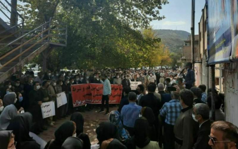 تجمع اعتراضی معلمان و فرهنگیان در دهها شهر ایران