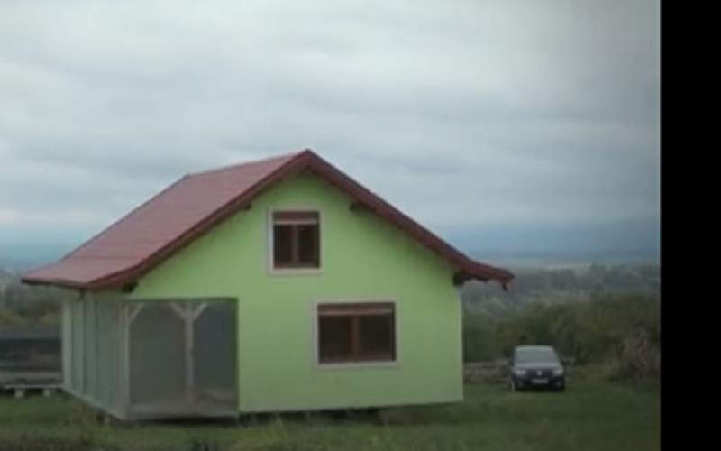 خانه گردان هدیه مرد بوسنیایی به همسر