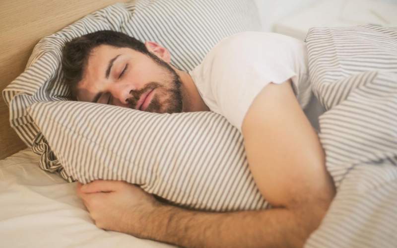 خواب به موقع خطر حمله قلبی را کاهش می‌دهد