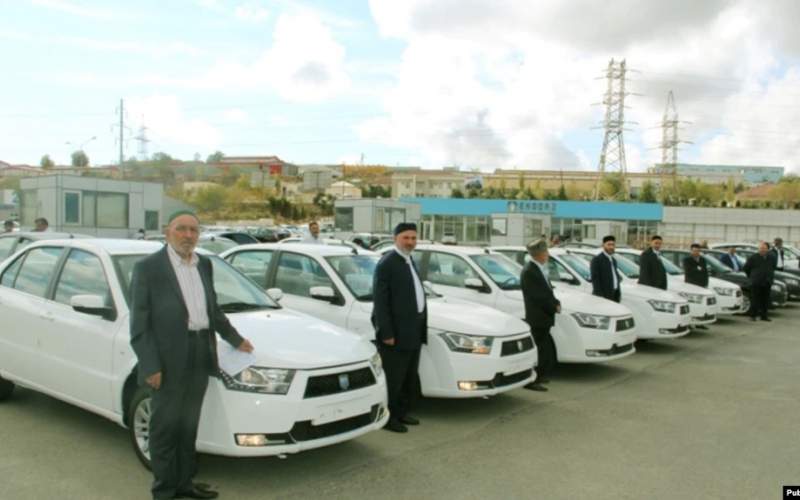 خودرو دنا با نام خزر از خودروهای پرمشتری در بازار کشور آذربایجان است