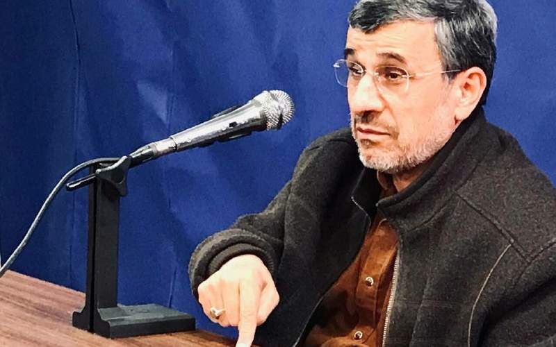 احمدی‌نژاد: مردم مقصر عدم بارش باران هم شدند!