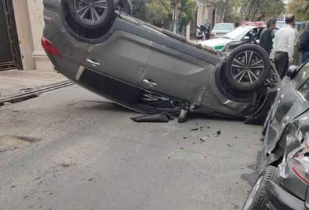 تصادف عجیب اسپورتیج در تهران/ تصاویر
