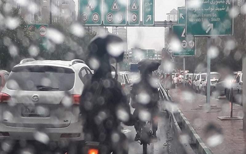 «ترافیک و باران» دراولین روز بازگشایی مدارس