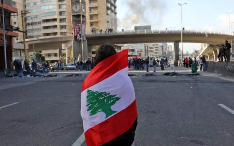 معترضان لبنانی باز هم به خیابان‌ها آمدند