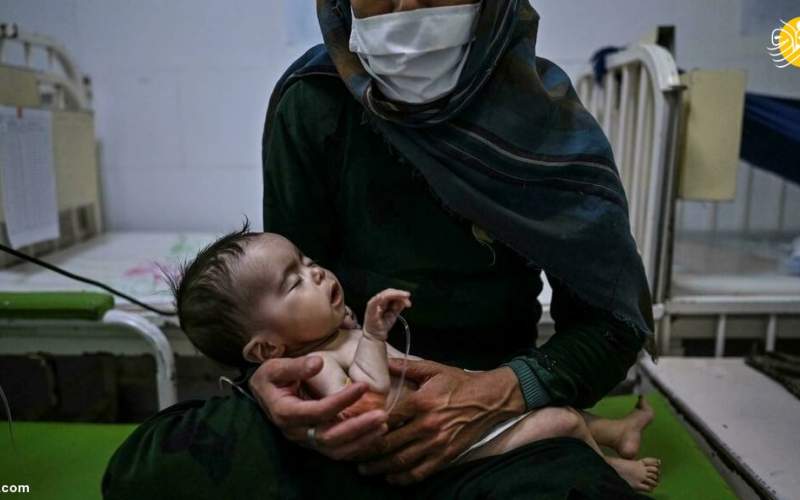 کودکان افغان از گرسنگی می‌میرند