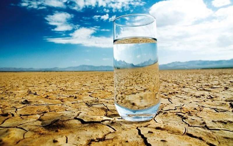 استاندار یزد: فقط تا ۲۴ ساعت دیگر آب داریم!