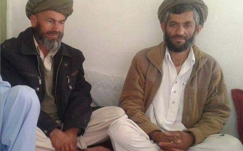 جوره خان و عبدالرزاق، دو کشاورز که از دو ماه قبل نزد طالبان در شهرستان رستاق زندانی‌اند - ایندیپندنت