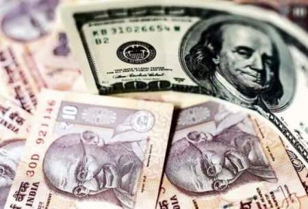 کاهش ارزش روپیه پاکستان در برابر دلار