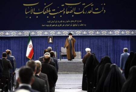 مستکبران عالم از رنج ملت ایران خوشحال می‌شوند