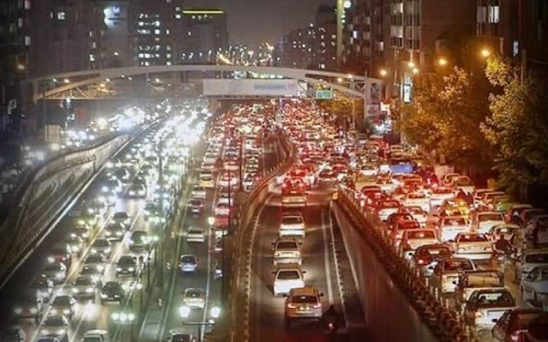 رکورد ترافیک در تهران شکسته شد