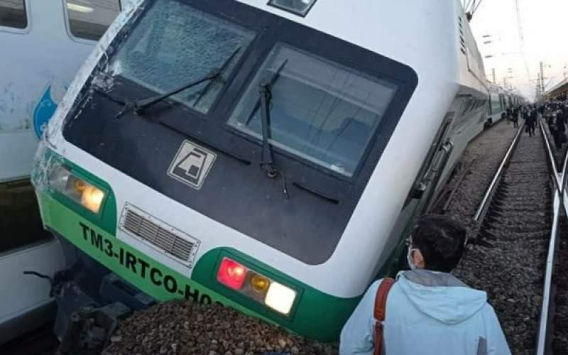 جزئیات حادثه برخورد دو قطار در ایستگاه چیتگر