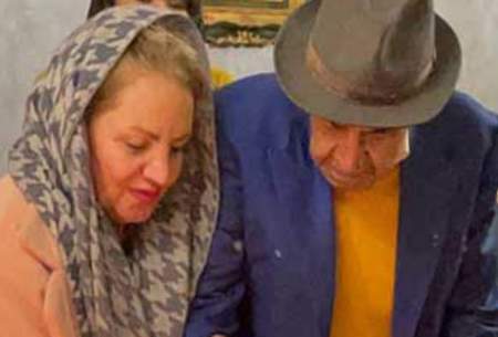 جشن تولد ایرج خواجه امیری در کنار همسرش