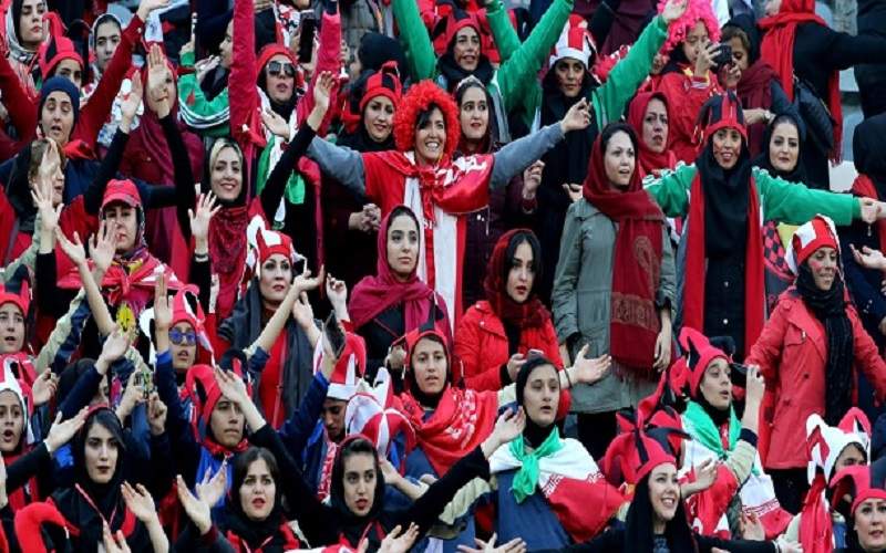 زنان تماشاگر بازی ایران و عراق می‌شوند؟