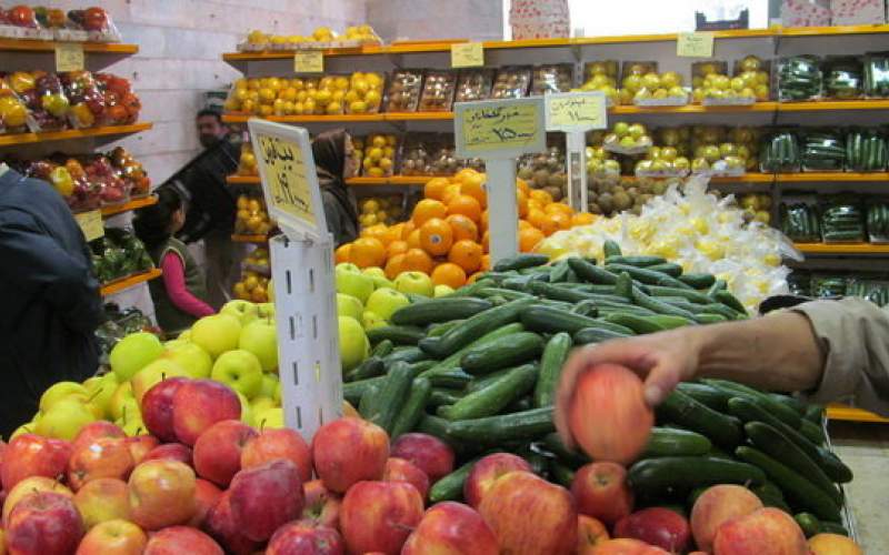 رییس اتحادیه بارفروشان: مردم میوه نمی‌خرند