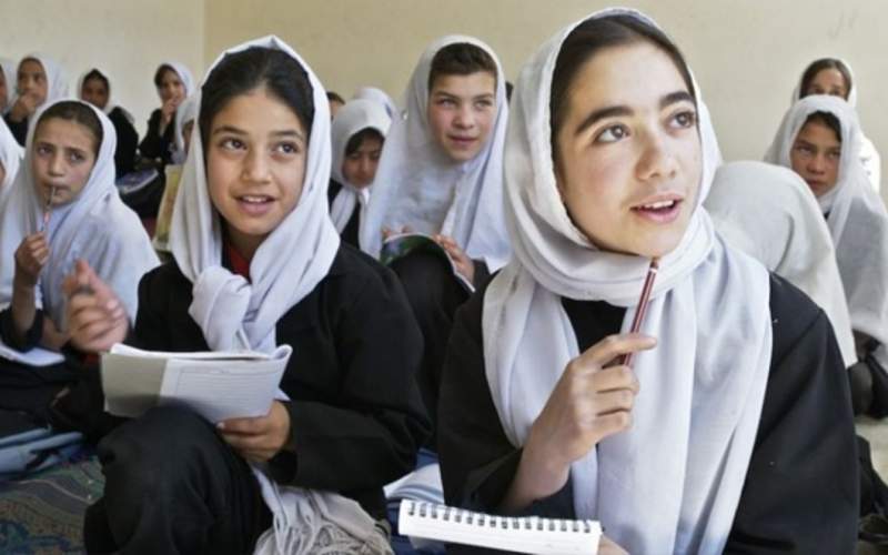 طالبان: مدارس دخترانه را بعد از نوروز باز می‌کنیم