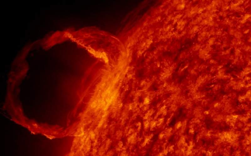 ناسا لحظه انفجار یک شعله خورشیدی را ثبت کرد