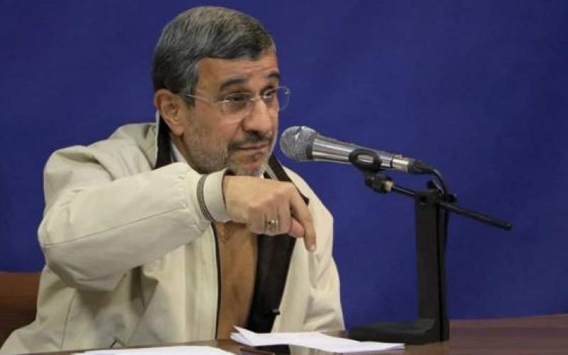 احمدی‌نژاد: روسیه و آمریکا بر سر ایران و اوکراین معامله کرده‌اند
