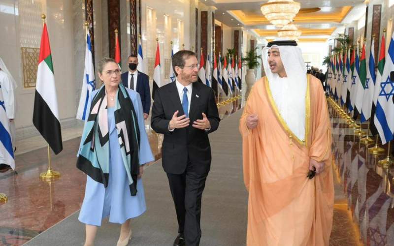 رئيس‌جمهور اسرائيل به امارات متحده عربی سفر کرد