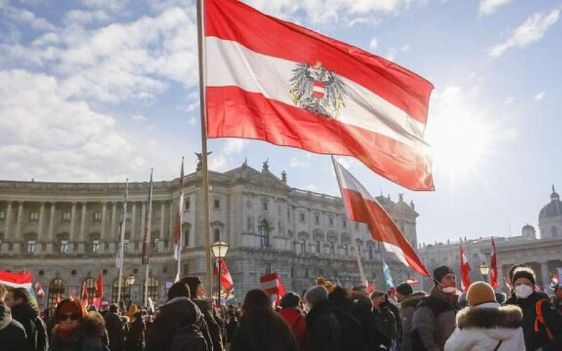 واکسیناسیون کرونا در اتریش اجباری شد