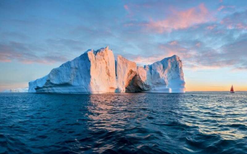 ذوب‌شدن ۴۷۰۰‌گیگاتن یخ از سال ۲۰۰۲‌در گرینلند