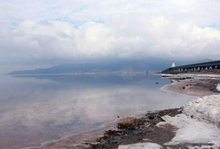 تراز دریاچه ارومیه ۵۹ سانتیمتر کاهش یافته