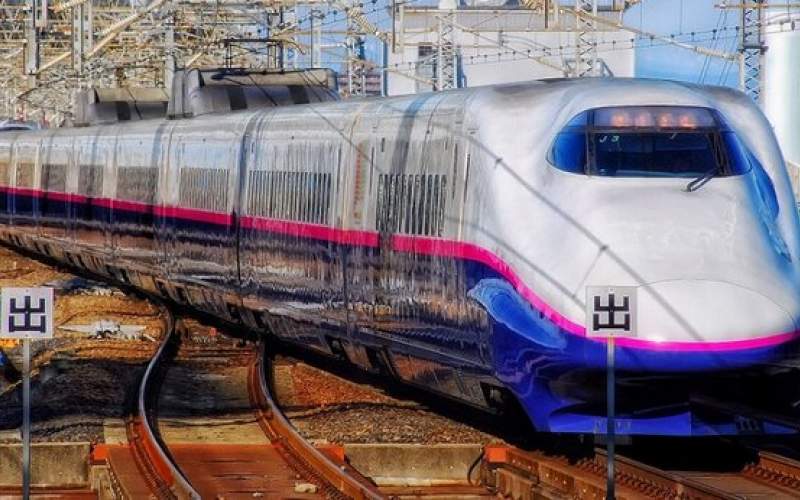نخستین قطار هیدروژنی ژاپن روی ریل می‌رود