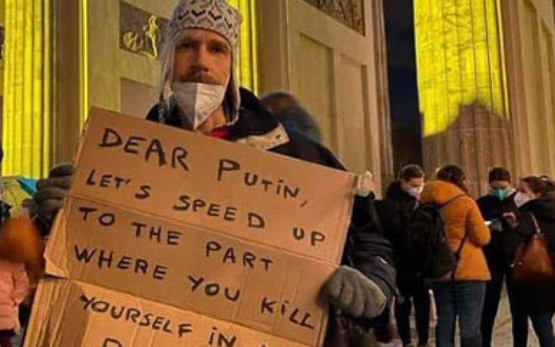 پیام خاص یک معترض ضدجنگ به پادشاه پوتین