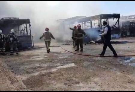 ۱۴ اتوبوس در آتش‌‌سوزی تعمیرگاه سوخت