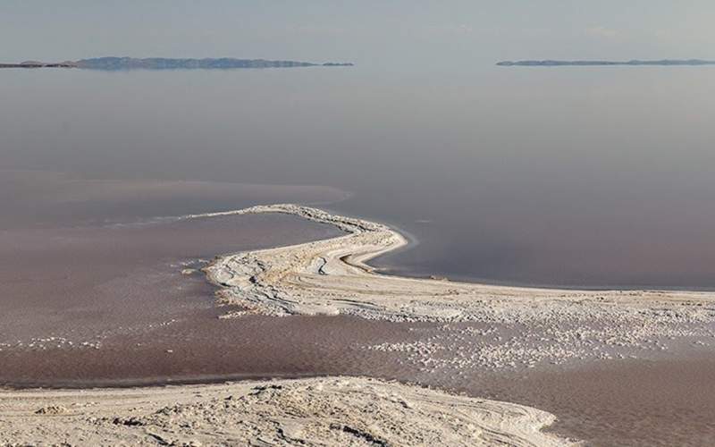 تراز دریاچه ارومیه ۶۸ سانتی‌متر کاهش یافت