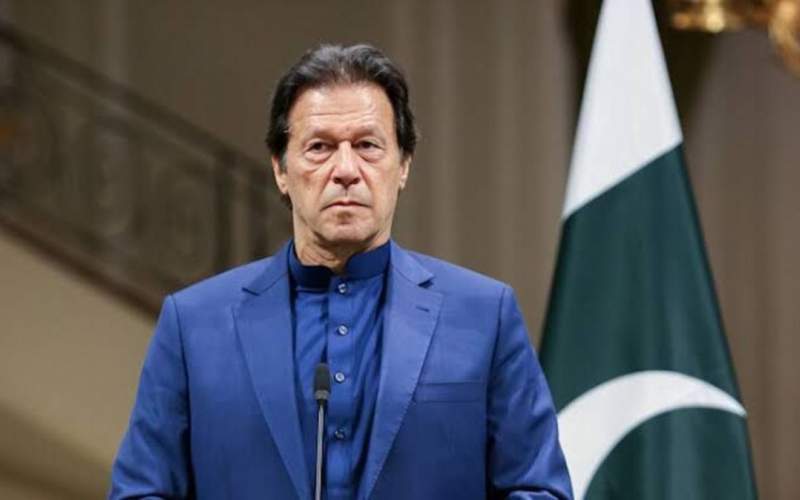 نجات عمران خان از رای عدم اعتماد