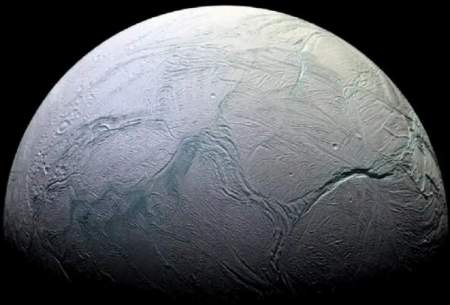 ناسا باید اورانوس و انسلادوس را بررسی کند