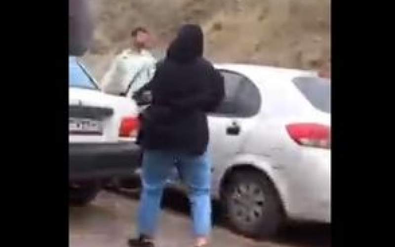 برخورد زننده‌ نیروی انتظامی با یک خانم/فیلم