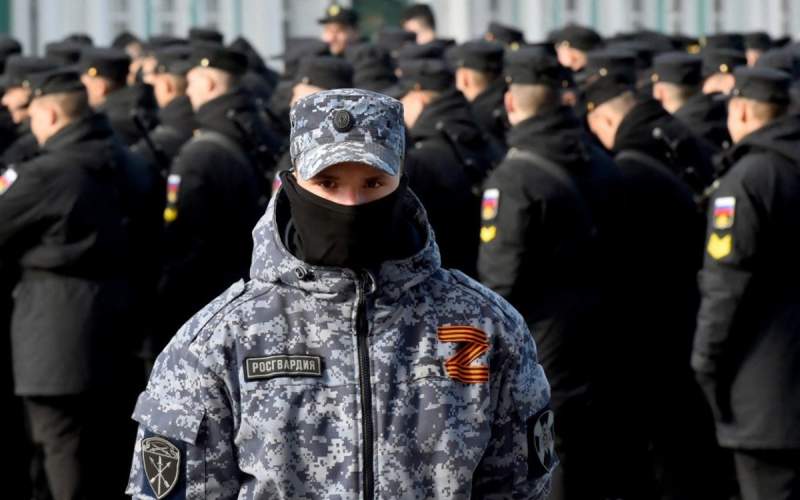 ارتش پوتین مانند داعش در اوکراین می‌جنگد