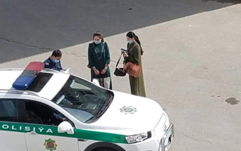 دلیلی عجیب برای زندان و جریمه زنان ترکمنستان