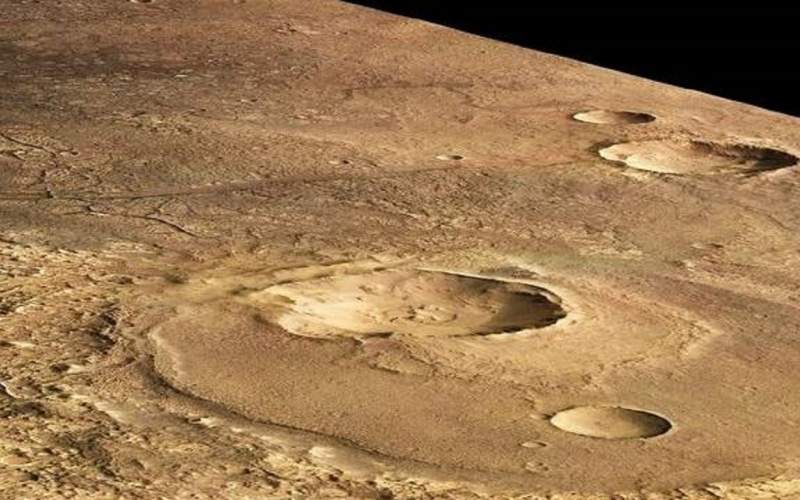 خاک ماه دارای مواد غنی از آهن و تیتانیوم