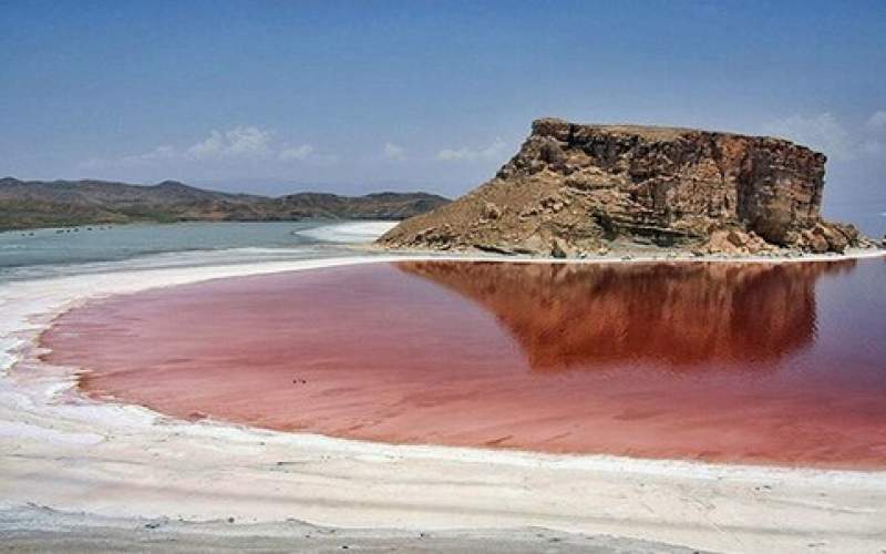 کاهش تراز آب در دریاچه ارومیه