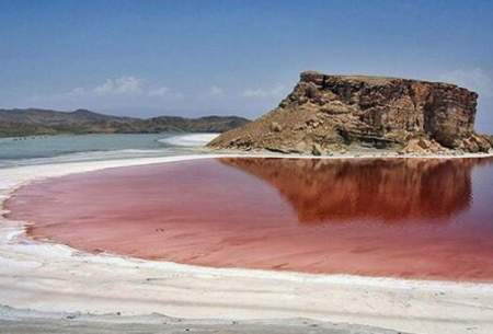 کاهش تراز آب در دریاچه ارومیه