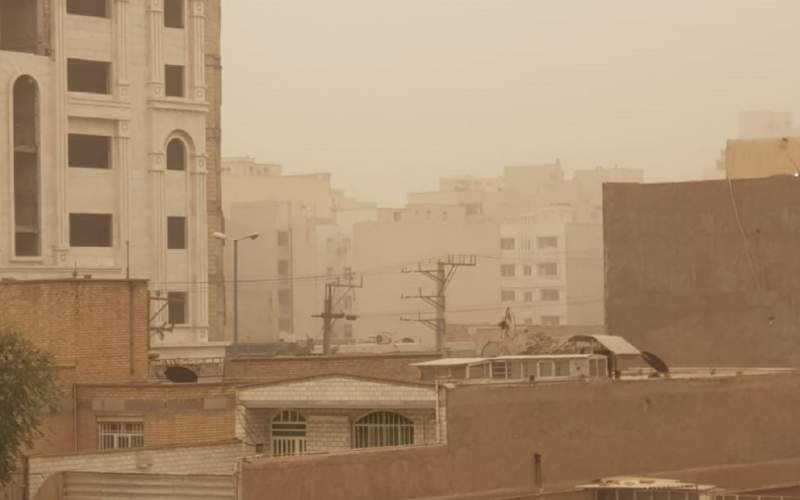 ورود گسترده توده گرد و غبار به پایتخت