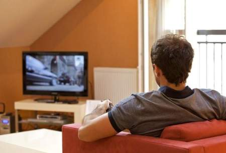 تماشای تلویزیون احتمال سکته را افزایش می‌دهد